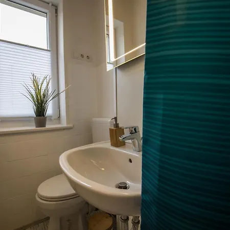 Heju - Parking - Kitchen - Netflix - Kingsize Bett Lübeck